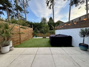 Photo 9- click for photo gallery